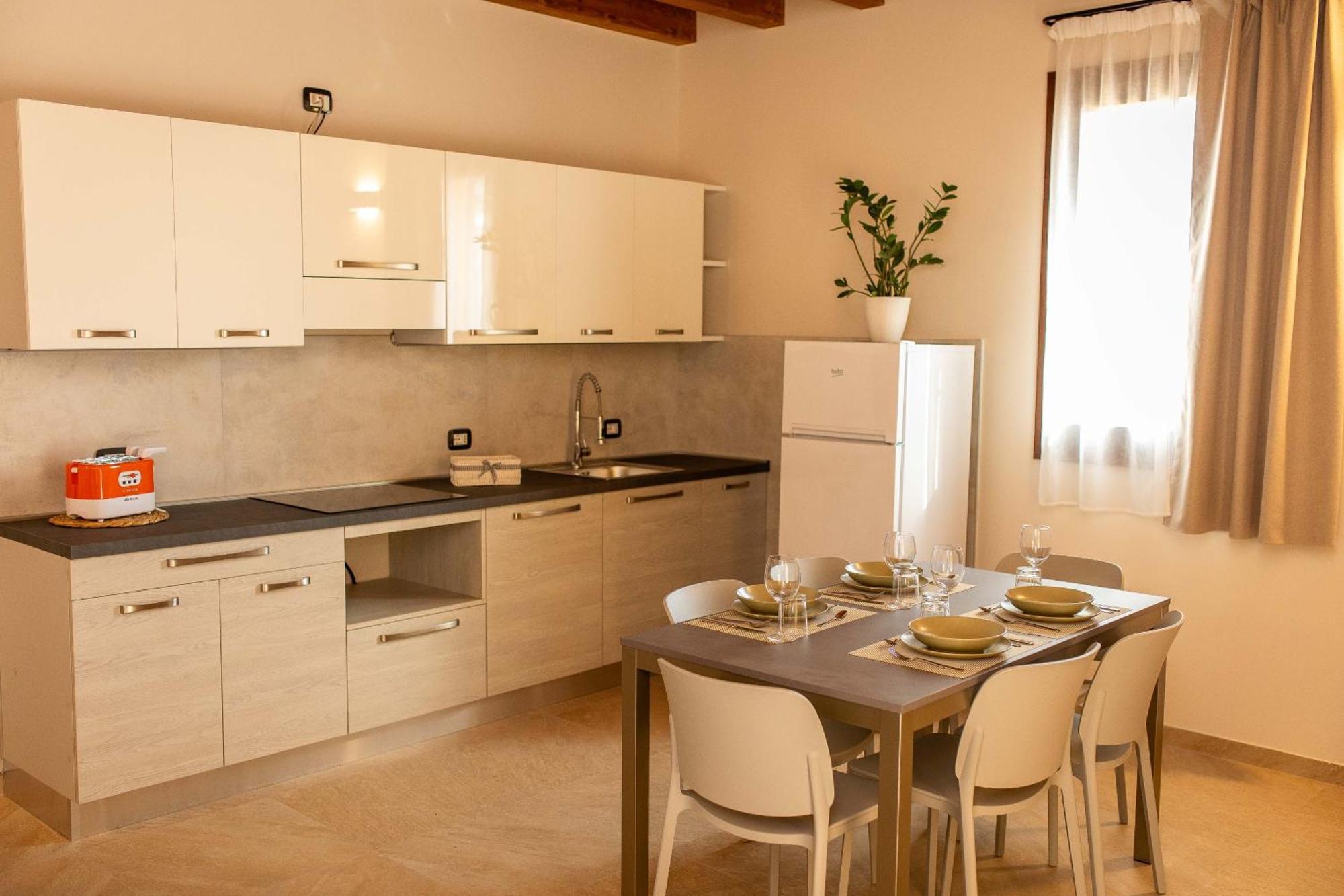 Agriturismo Corte Casa Erminia 可乐 外观 照片