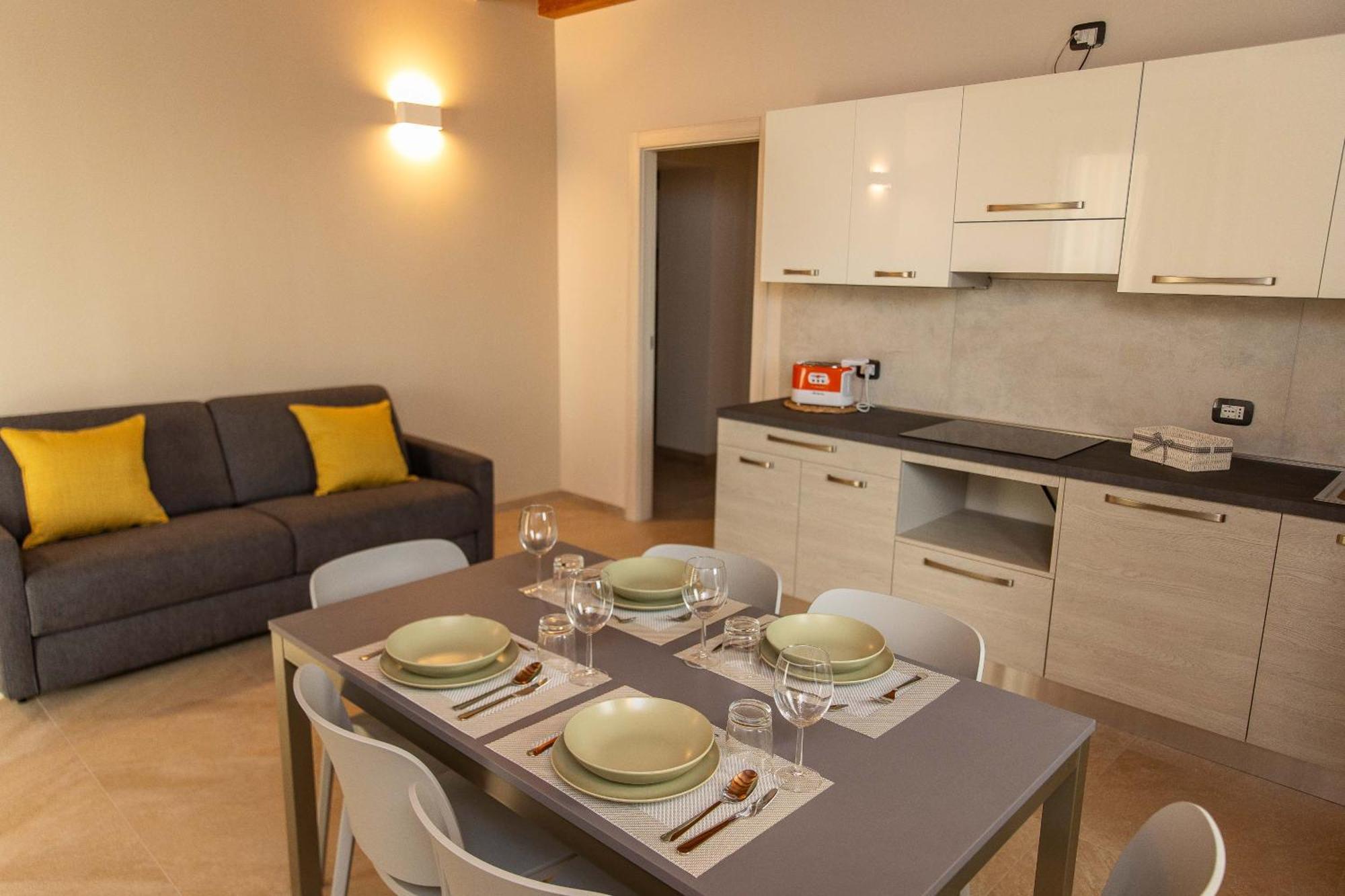 Agriturismo Corte Casa Erminia 可乐 外观 照片