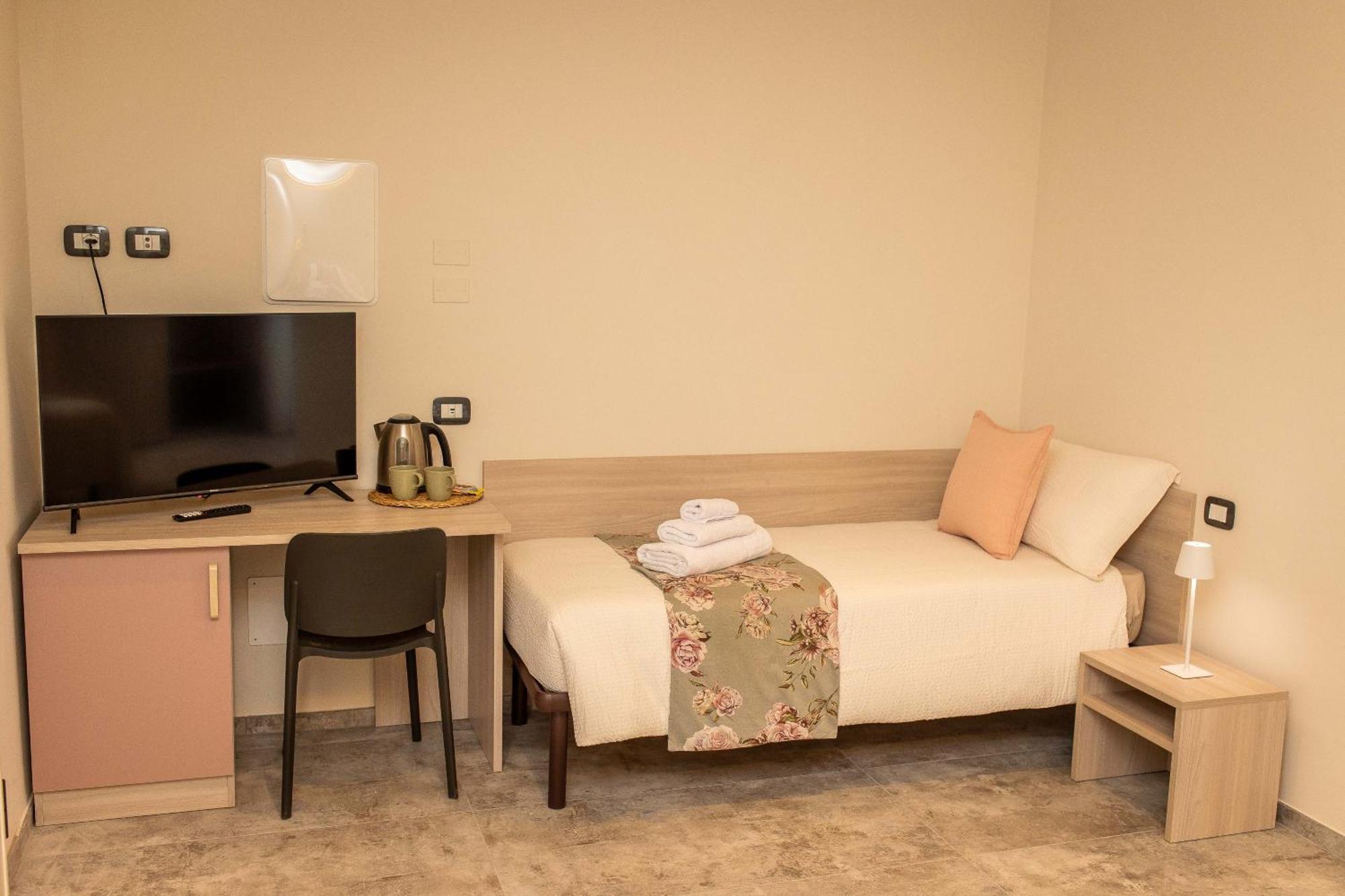 Agriturismo Corte Casa Erminia 可乐 外观 照片