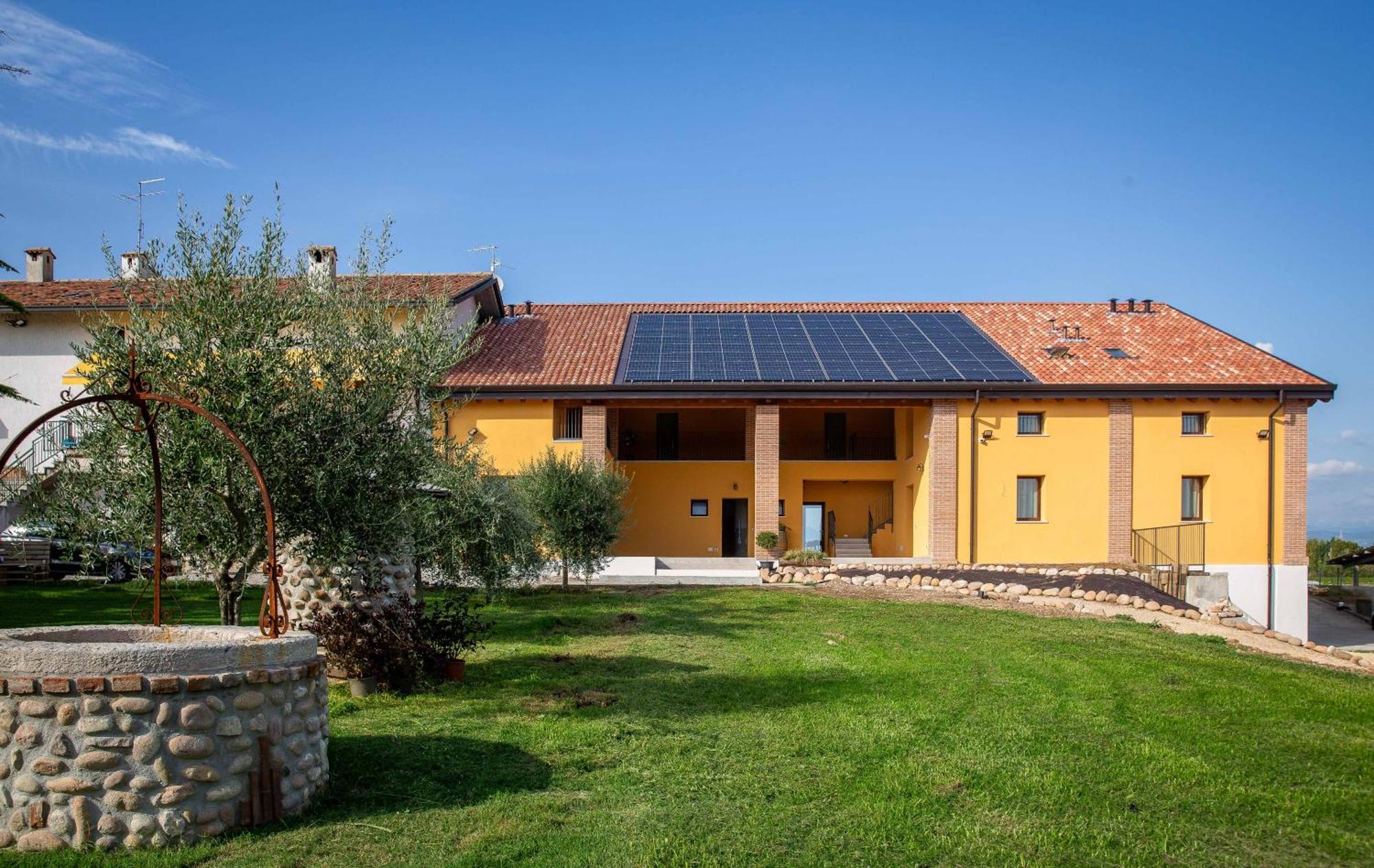 Agriturismo Corte Casa Erminia 可乐 外观 照片